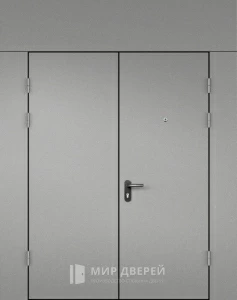 Входная дверь в многоквартирный дом №20 внешняя - фото